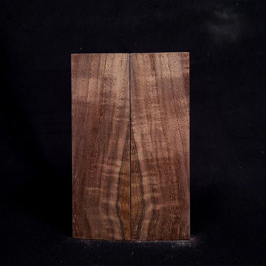 #1091 - Curly Claro Walnut - RockSolid Scales -