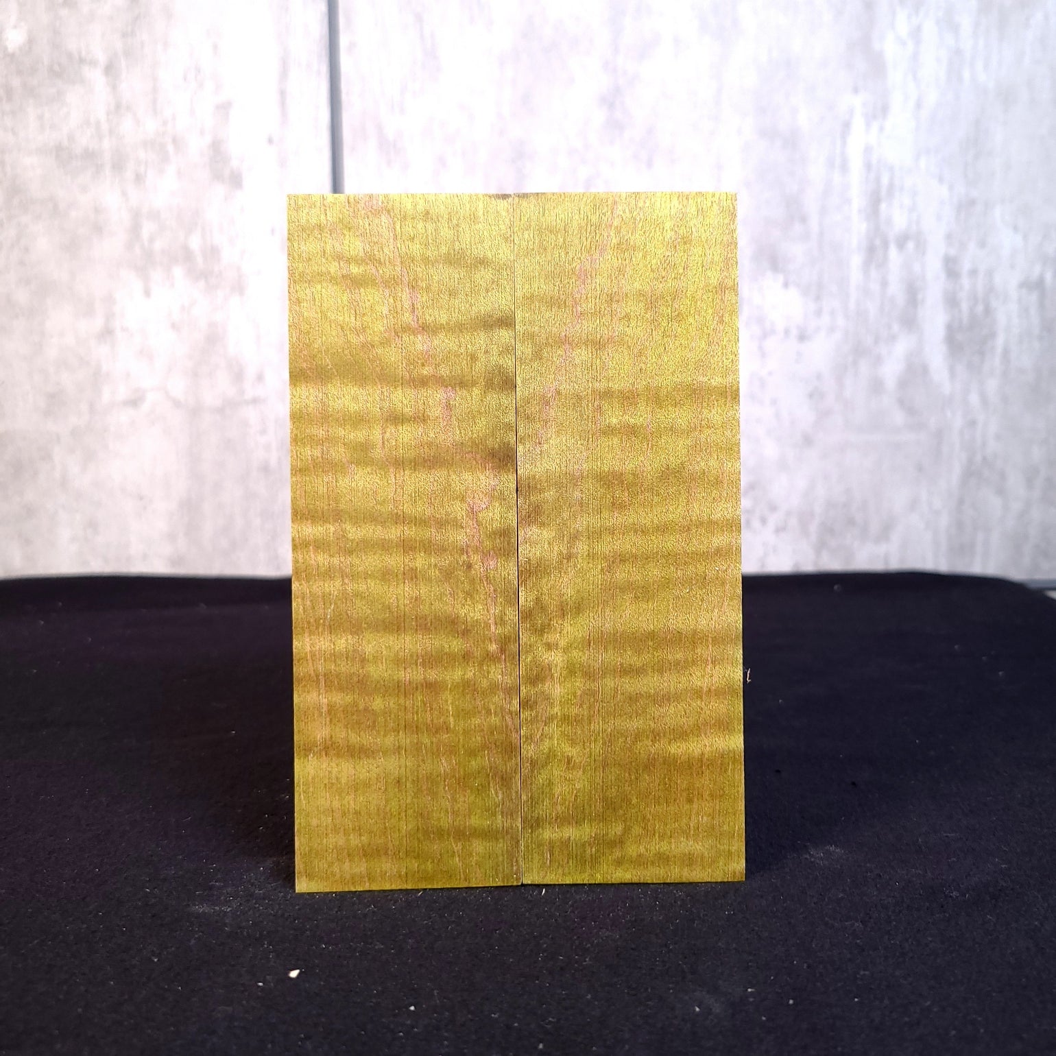 #2072 - Key Lime Curly Maple - RockSolid Scales -
