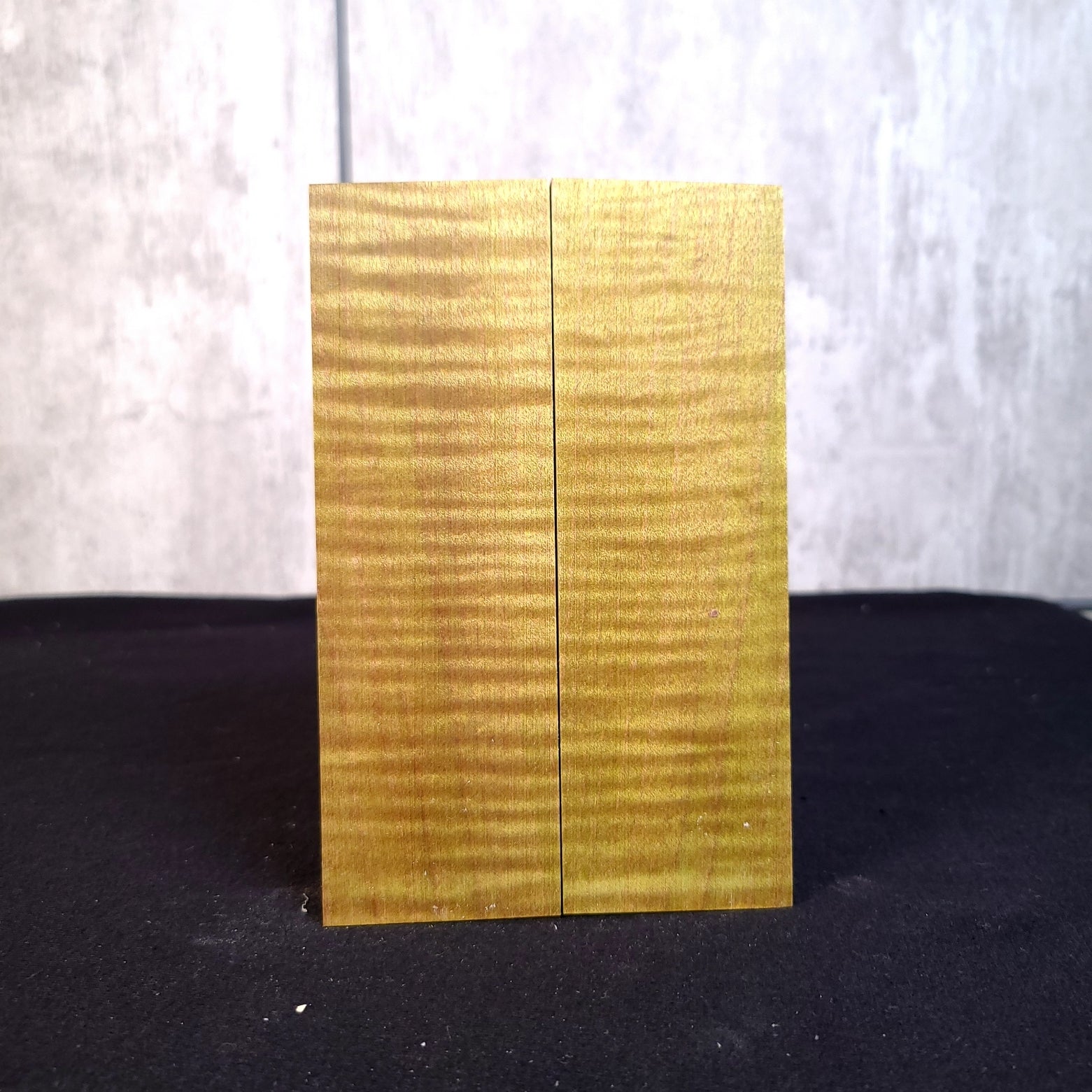 #2074 - Key Lime Curly Maple - RockSolid Scales -