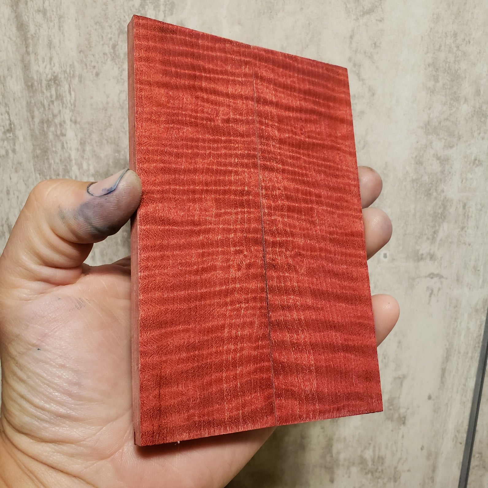 #725 redruM Curly Maple - RockSolid Scales -