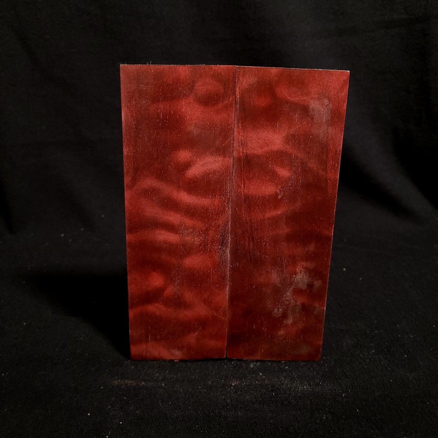 #862 - redruM Crimson Quilted Maple - RockSolid Scales -